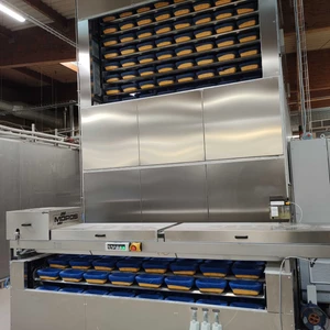 1_Oskroba_kyn přední 155754_u